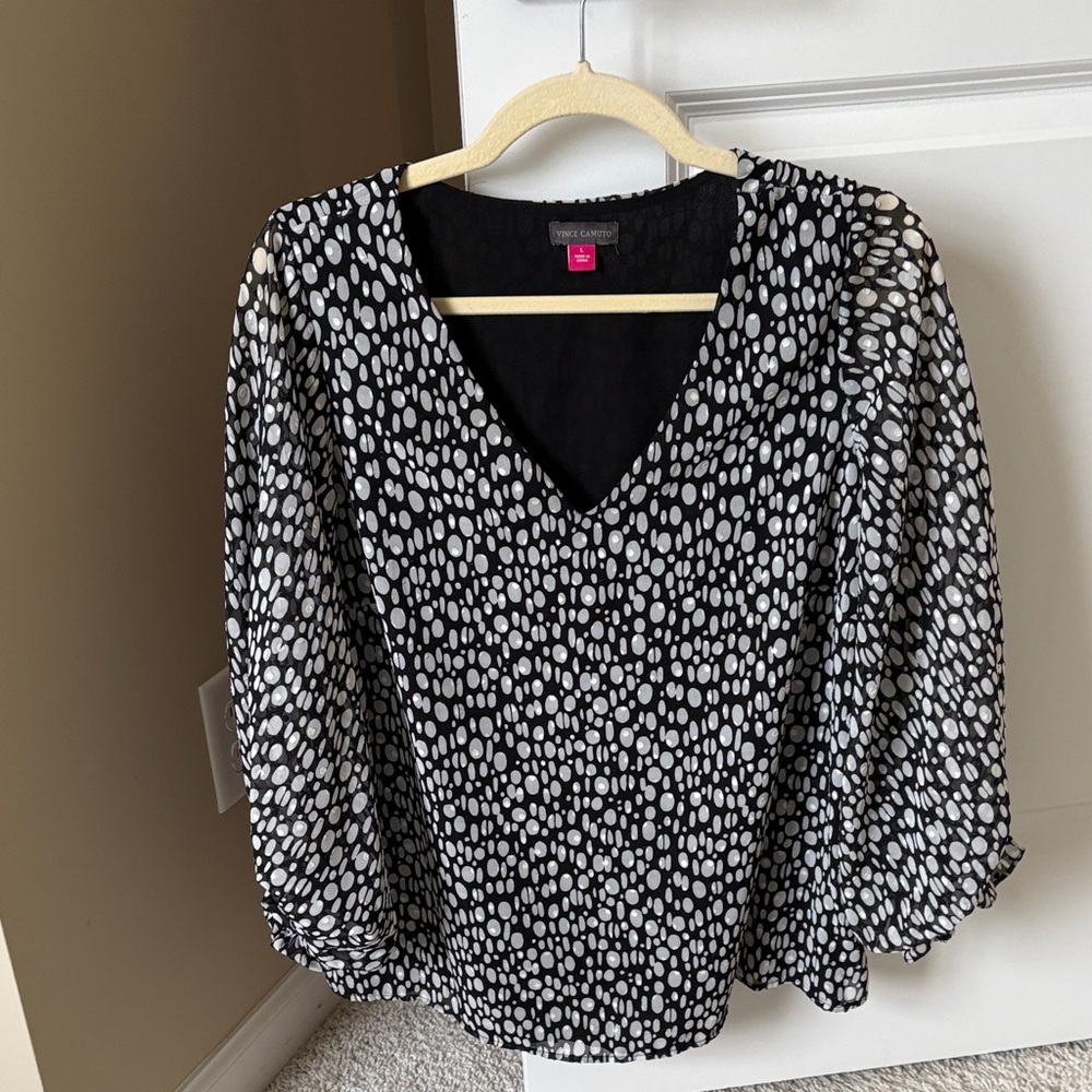 Vince Camuto Black and White Patterned Blouse